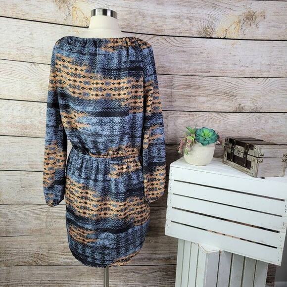 Wayf Women’s Multicolor Aztec Print Off-Shoulder Sheath‎ Mini Dress Size Medium - Picture 5 of 7